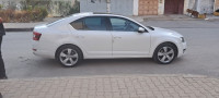 voitures-skoda-octavia-2015-edition-batna-algerie