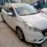 voitures-peugeot-208-2015-allure-ouled-moussa-boumerdes-algerie