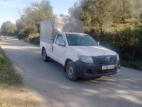 voitures-toyota-hilux-2012-tizi-ouzou-algerie