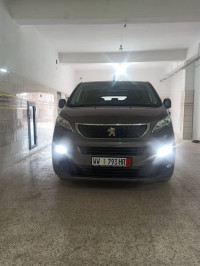 voitures-peugeot-expert-2021-foughala-biskra-algerie