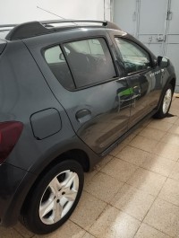 سيارات-dacia-sandero-2017-stepway-براقي-الجزائر