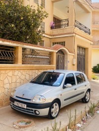 سيارات-renault-clio-2-2002-قديل-وهران-الجزائر