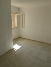 شقة-بيع-3-غرف-الجزائر-عين-بنيان