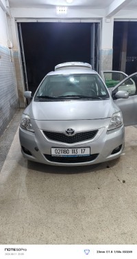 سيارات-toyota-yaris-sedan-2013-الجلفة-الجزائر