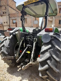 tracteur agricol et equipements