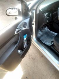 cars-ford-focus-4-portes-2001-bordj-el-bahri-alger-algeria