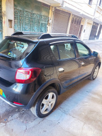 voitures-dacia-sandero-2015-medea-algerie