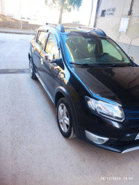 voitures-dacia-sandero-2015-medea-algerie