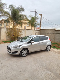 voitures-ford-fiesta-2013-khraissia-alger-algerie