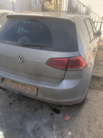 moyenne-berline-volkswagen-golf-7-2014-rouiba-alger-algerie