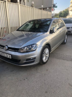 moyenne-berline-volkswagen-golf-7-2014-rouiba-alger-algerie