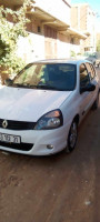 citadine-renault-clio-campus-2012-bye-el-bayadh-algerie