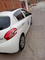 voitures-peugeot-208-2013-allure-saida-algerie