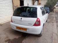 voitures-renault-clio-campus-2014-bye-bouzareah-alger-algerie