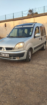 voitures-renault-kangoo-2008-el-kerma-oran-algerie