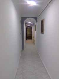 appartement-location-f4-alger-said-hamdine-algerie