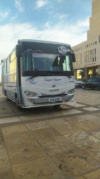 bus-ecobus-isuzu-2010-bab-ezzouar-alger-algerie