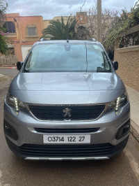 voitures-peugeot-rifter-2022-1010-mostaganem-algerie