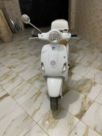 motos-et-scooters-piaggio-vespa-125-lx-douera-alger-algerie