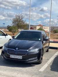 سيارات-skoda-superb-2021-قسنطينة-الجزائر