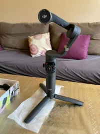Stabilisateur Dji Osmo mobile 6