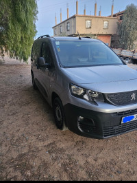 voitures-peugeot-partner-2022-msila-algerie