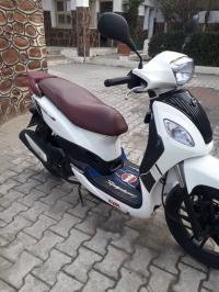 motos-et-scooters-s-150-sym-2015-medea-algerie