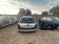 voitures-renault-clio-2-2000-extreme-ait-bouadou-tizi-ouzou-algerie