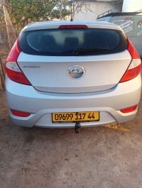 voitures-hyundai-accent-2017-sidi-lakhdar-ain-defla-algerie