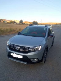 سيارات-dacia-sandero-2019-stepway-عين-فكرون-أم-البواقي-الجزائر