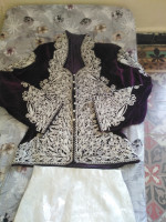 tenues-traditionnelles-met-en-vente-karakou-hussein-dey-alger-algerie