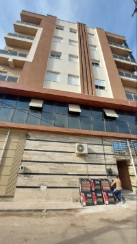 appartement-vente-f4-alger-bordj-el-bahri-algerie