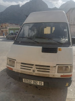 fourgon-renault-trafic-1992-agouni-gueghrane-tizi-ouzou-algerie