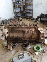 Demi moteur 2 culasse 310
