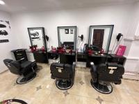 accessoires-de-beaute-salon-coiffure-complet-ain-el-turck-oran-algerie