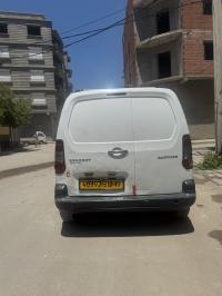 السيارات-النفعية-peugeot-partner-2012-سطيف-الجزائر