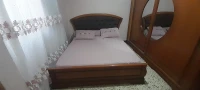 غرفة نوم خشب آتر