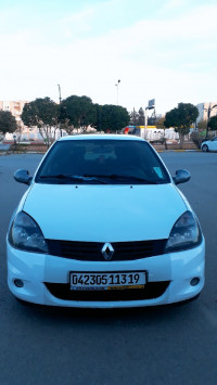 voitures-renault-clio-campus-2013-bye-ain-oulmene-setif-algerie