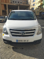 voitures-hyundai-h1-2019-vitre-9-places-bouira-algerie