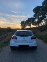 voitures-renault-megane-3-2014-bouira-algerie