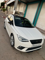 voitures-seat-ibiza-2018-high-facelift-chettia-chlef-algerie