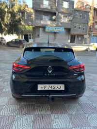 voitures-renault-clio-5-2022-hybrid-bougaa-setif-algerie