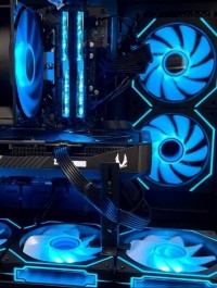 كمبيوتر-مكتبي-pc-gamer-ryzen-7-7700x-rtx-5070-ti-16gb-بسكرة-الجزائر