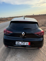 voitures-renault-clio-5-2023-xtronic-mostaganem-algerie