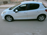 voitures-peugeot-207-2012-medea-algerie