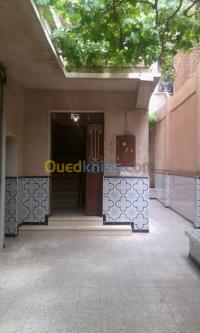 Location Appartement Oran Ain el turck thumbnail 4