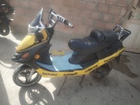 بجاية-الجزائر-دراجة-نارية-سكوتر-zmt08-zm-t8-150cc-2013