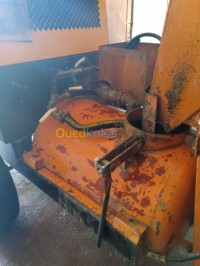 relizane-algerie-construction-travaux-سائق-مضخة-خرصنة