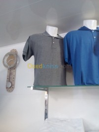 T-shirt polo vierge ou personnalisé thumbnail 3