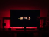 الجزائر-الرويبة-اشتراك-في-الخوادم-سيرفر-compte-netflix-officiel